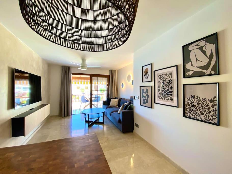 Stylish & Modern 1 Bedroom Suite On Frontline Of Playa Del Duque Costa Adeje  Exterior foto